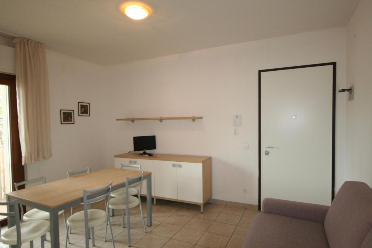 Ba- Tintoretto Apartments - Lignano Sabbiadoro Zewnętrze zdjęcie