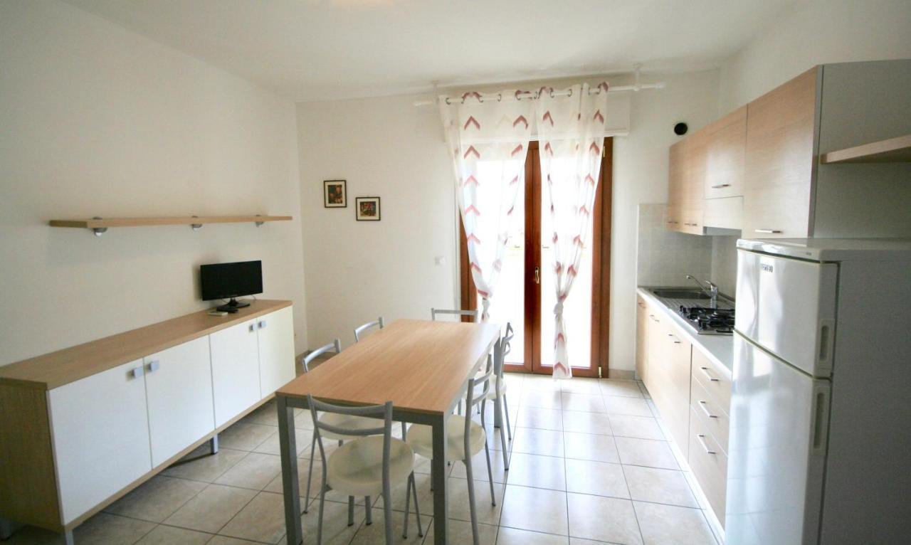 Ba- Tintoretto Apartments - Lignano Sabbiadoro Zewnętrze zdjęcie