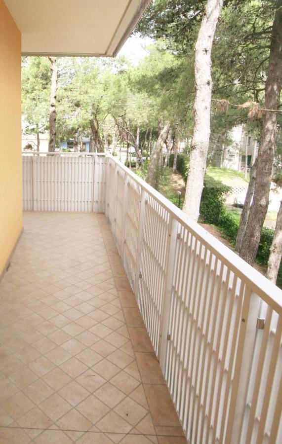 Ba- Tintoretto Apartments - Lignano Sabbiadoro Zewnętrze zdjęcie