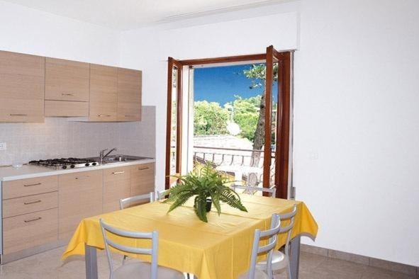 Ba- Tintoretto Apartments - Lignano Sabbiadoro Zewnętrze zdjęcie